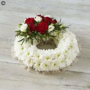Traditional Wreath - Red